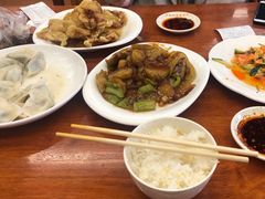 -东北四季饺子王(华山路店)