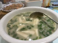 -沪华海鲜大酒楼(南汇店)