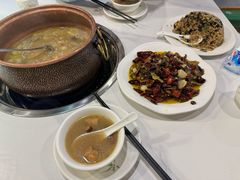 -菌海森林·非遗野生菌火锅(西山区滇池路摩根道店)