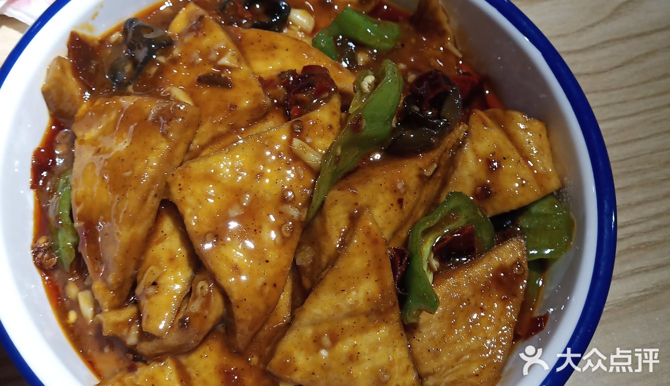 家常菜打卡的必备好去处之炊牛酒馆 😃爱罢不能  