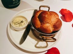 餐前面包-壳里西餐厅Coquille Seafood Bistro(蒙自路店)