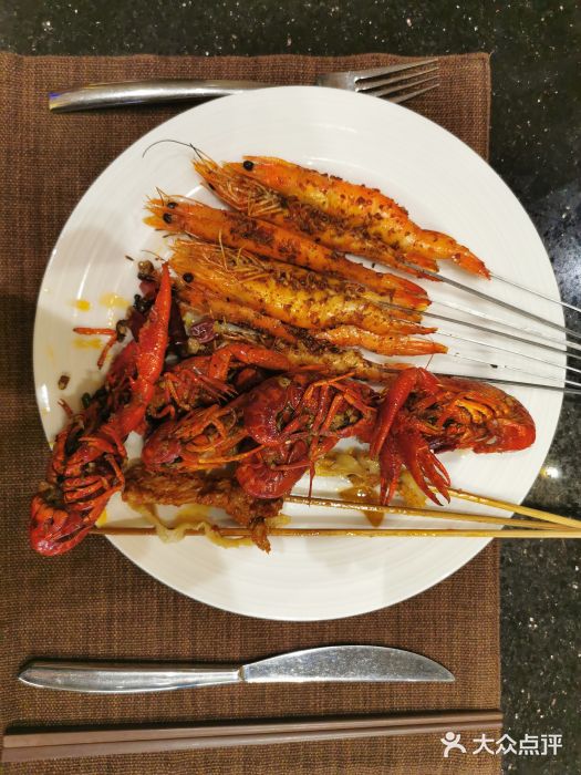 天宇菲尔德·花园西餐厅·海鲜自助餐图片