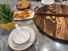 -三里屯土灶炖公鸡地锅鸡(江东店)