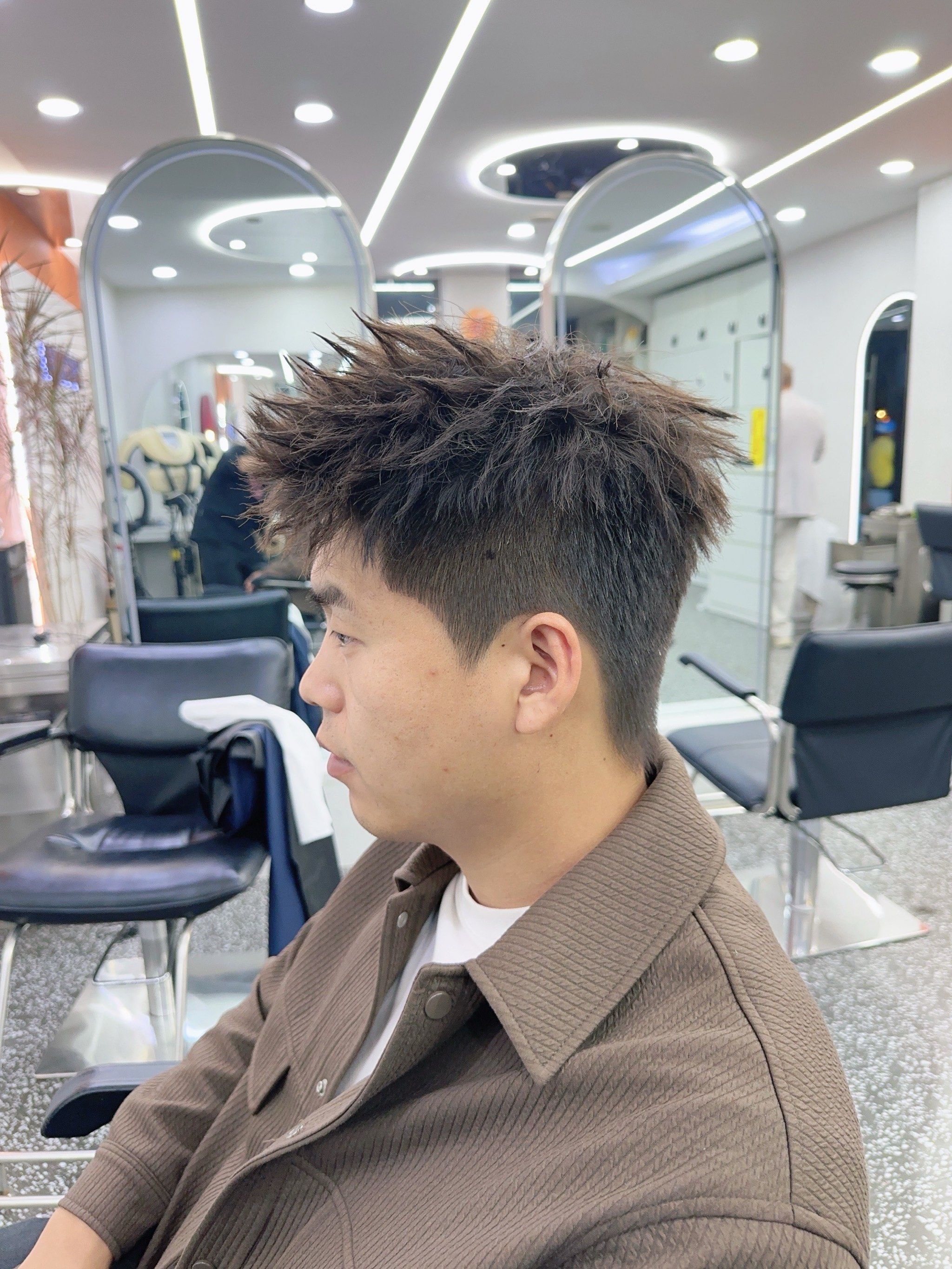 新潮男发型必看哦