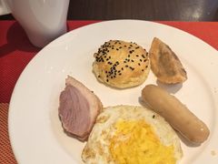 -天津滨海圣光皇冠假日酒店