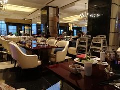 大堂-华美达广场酒店连岛集市西餐厅