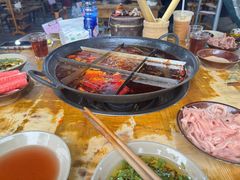 -正南齊北重庆老火锅(光华村直营店)