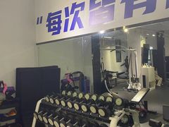 -汗水空间私教健身连锁(SM广场店)