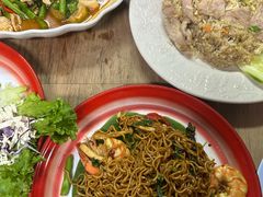 -Kat's Kitchen