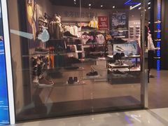 -SKECHERS 斯凯奇(上海国际时尚中心店)