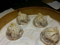 -新梅华·茶点餐厅(欧尚店)