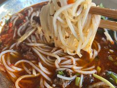 -莉安酸牛肉早点