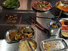 -马路牙子地桌烤肉(工体店)