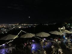 -草山夜未眠景观餐厅