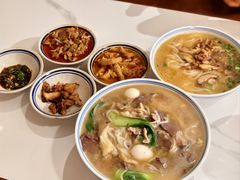 -邱芳粉店(迎宾大道旗舰店)