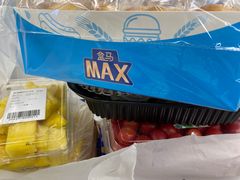 -盒马X会员店(王府井奥莱UP TOWN店)