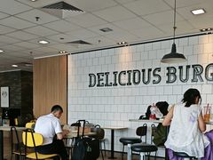 -麦当劳(世贸店)