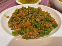 -香巴拉云南餐厅(华莱坞店)