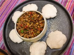 -香巴拉云南餐厅(华莱坞店)