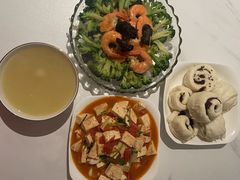 -爱月宝月嫂育儿嫂(太原店)