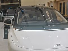 -理想汽车(世纪汇店)