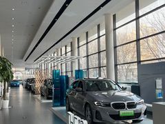 -北京华德宝宝马4S店(朝阳店)