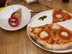 -城市大道红炉披萨烘焙坊