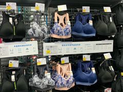 -迪卡侬(西三旗店)