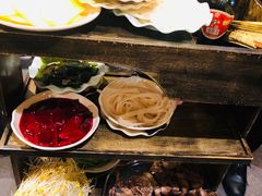 -肖肖酸萝卜鱼火锅(总店)