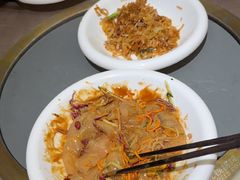 -锅飘飘·东北铁锅炖(雨花客厅店)
