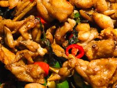 青椒紫苏味-蛙小侠·沸腾砂锅牛蛙(增城东汇城店)