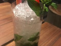 -饮湖威士忌鸡尾酒吧