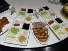 -皇城根·鲁菜济南菜·吊炉烤鸭·炒鸡鱼头(济南旗舰店)