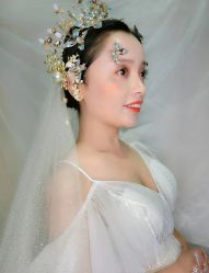 婚纱-红馆妆造(中央大街店)