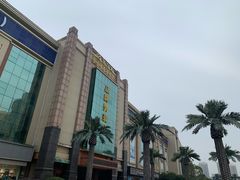 -汉口北国际商品交易中心品牌服装城