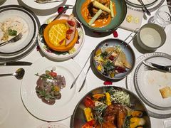 -Mogul Eatery·大亨餐酒馆