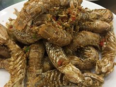 -顺峰渔港中国人的餐厅
