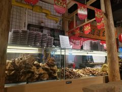 -聚合鑫东北熏酱熟食麻辣面(长阳店)