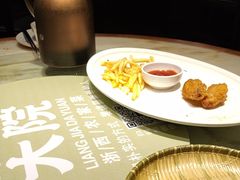 -梁家大院•农家菜(昆山会展中心店)