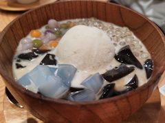 -杏甜品(尖沙咀加拿分道店)