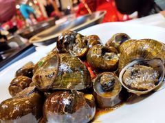 -刘姐啤酒鱼民族演艺餐厅(西街总店)