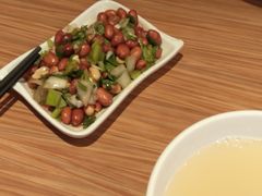-顺溜·手工刀削面·黑金店(铜锣湾店)