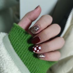 -七彩虹美甲美睫 半永久