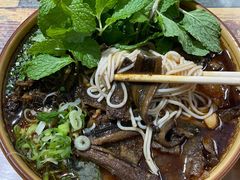 -铭记嘎洒生态鳝鱼(迎春街店)