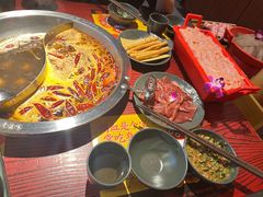 -谭鸭血老火锅(远大购物广场店)