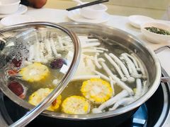 -三头牛·潮汕牛肉生蚝火锅 (夏湾店)
