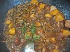 -柴火铁锅炖