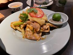 越式盐焗麻油鸡-大头虾越式风味餐厅(光明广场店)