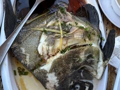 清蒸燕子鱼-蓝湾碧波·老字号·疍家非遗海上餐厅