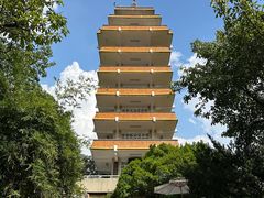 -鹅岭公园瞰胜楼